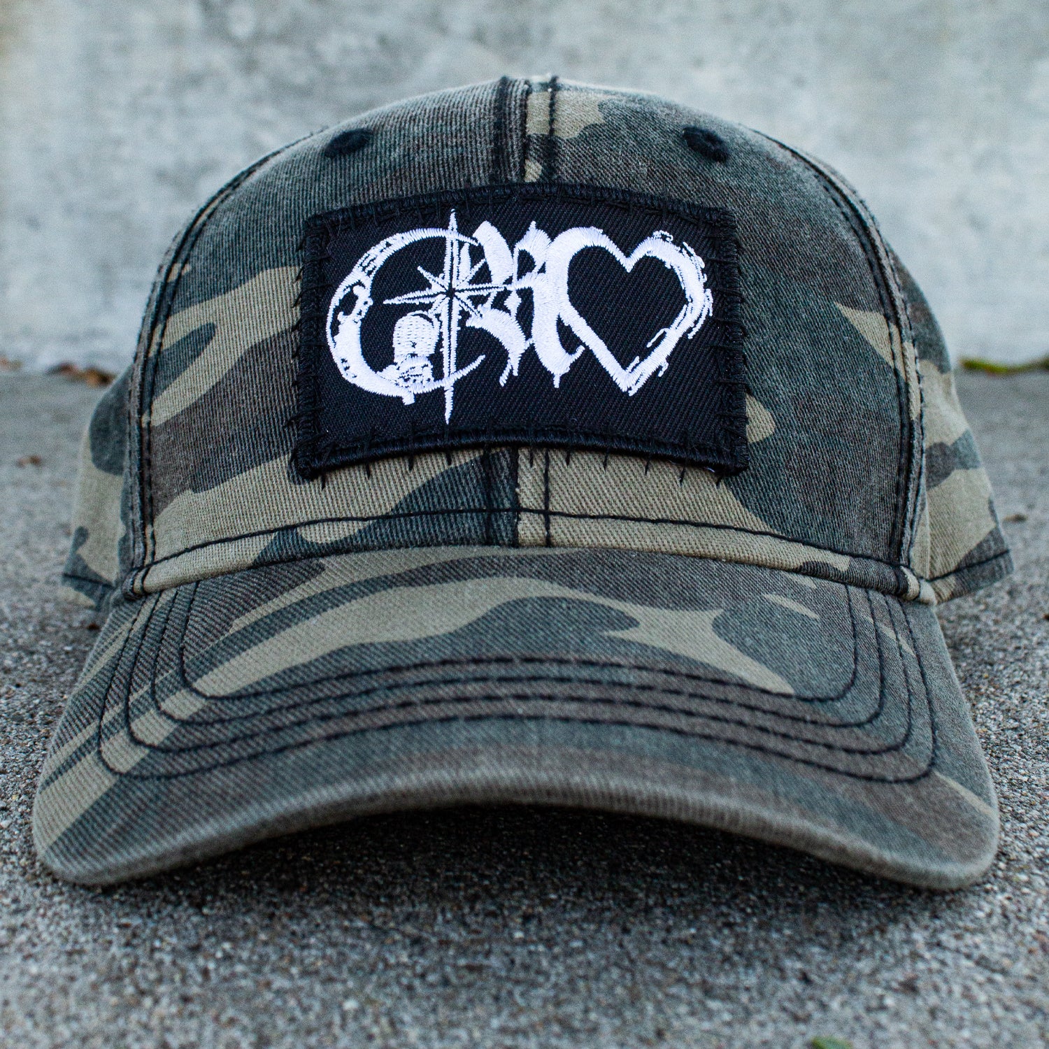 CAMO SNAPBACK HAT