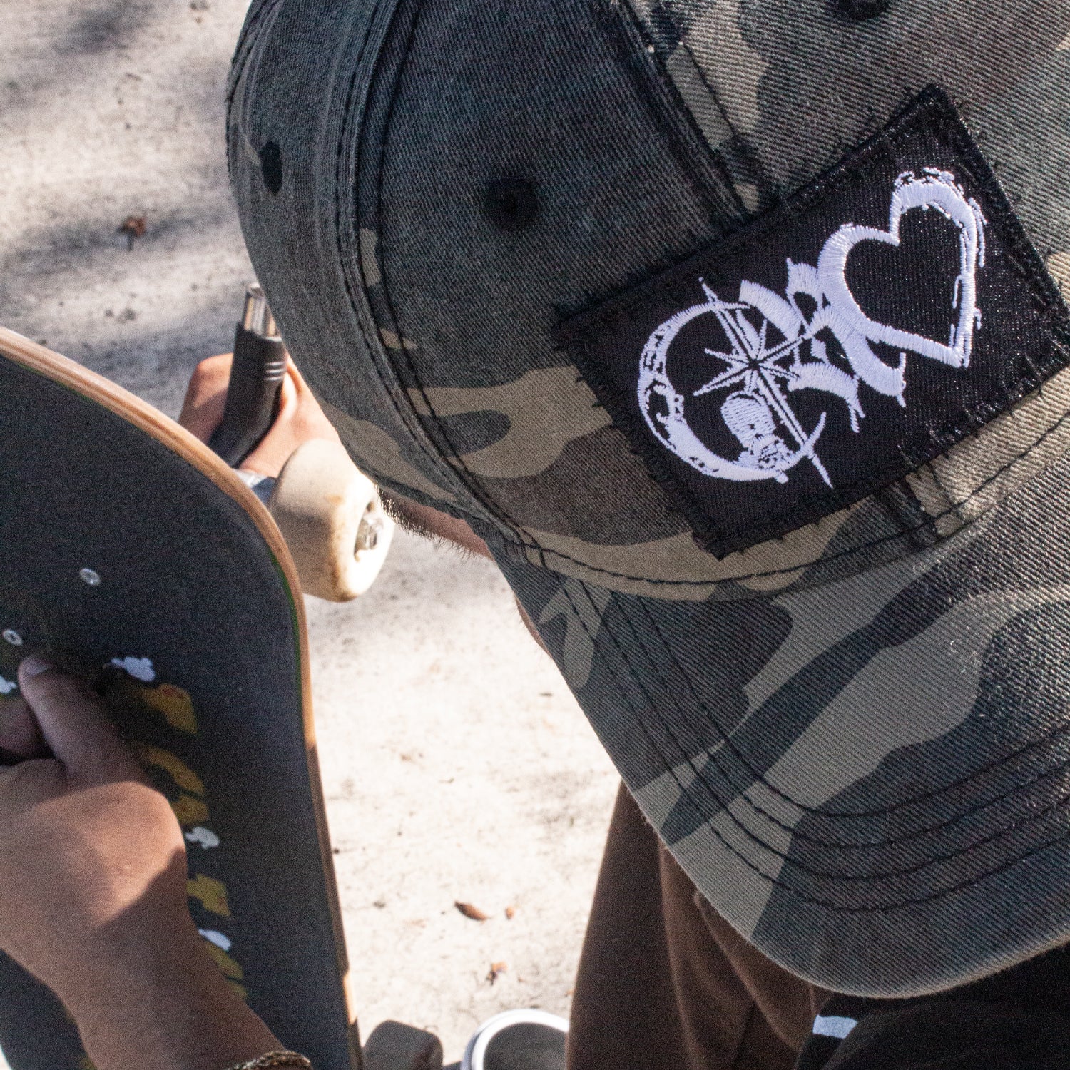 CAMO SNAPBACK HAT