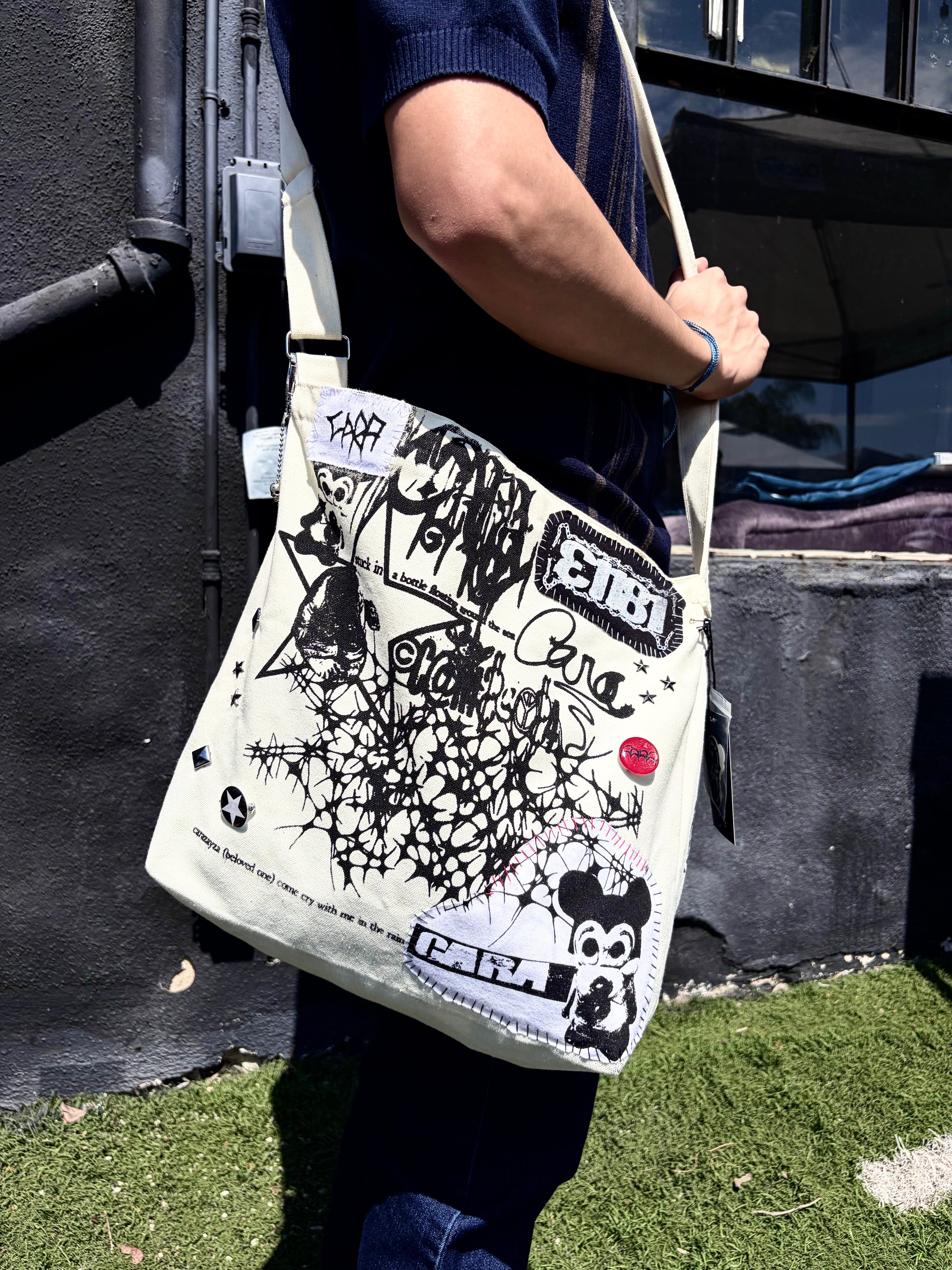CARA TOTE BAGE BEIGE