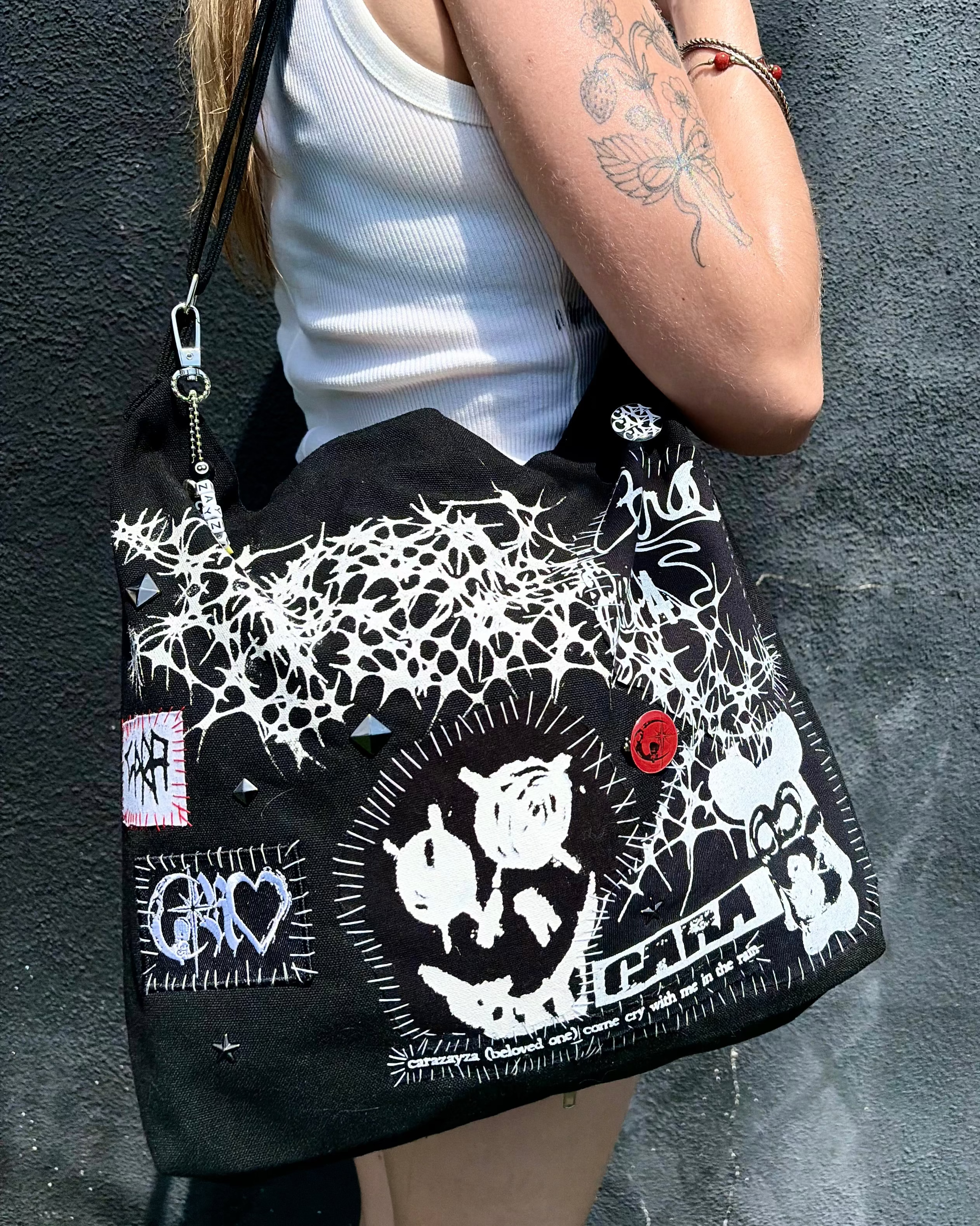 CARA TOTE BAG BLACK
